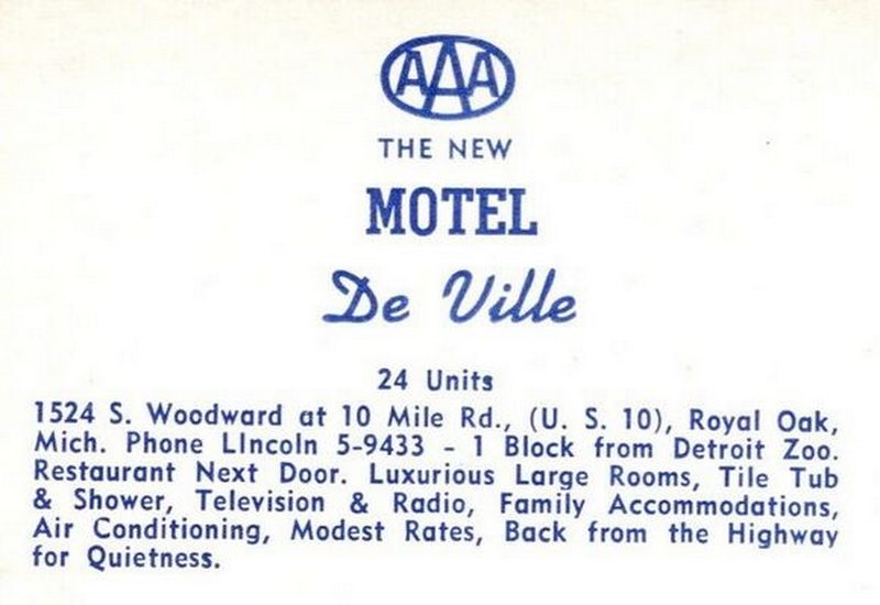 Motel De Ville - Vintage Postcard